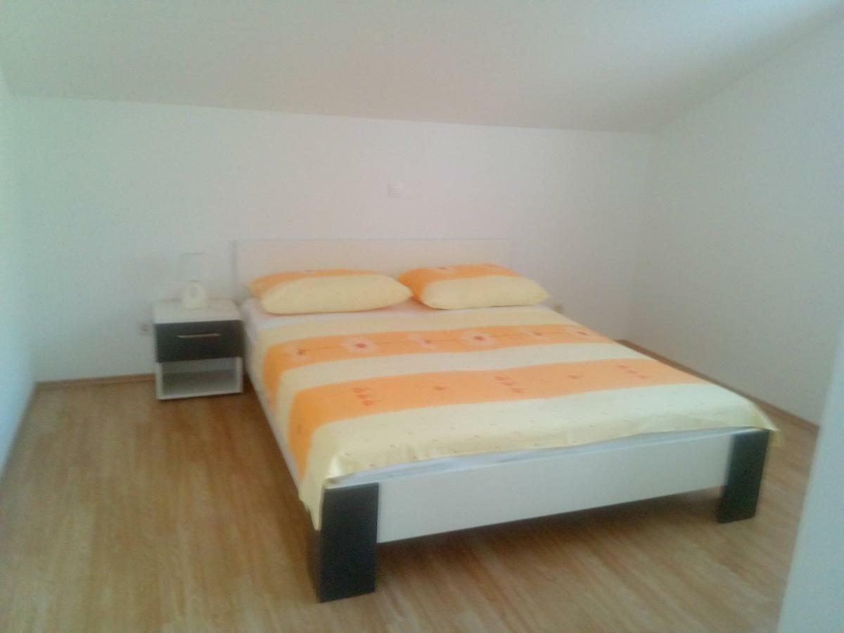 Apartmán Modern Duće Exteriér fotografie