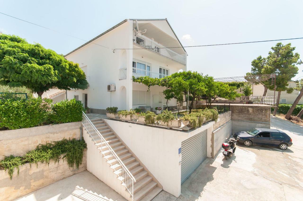 Apartmán Modern Duće Exteriér fotografie