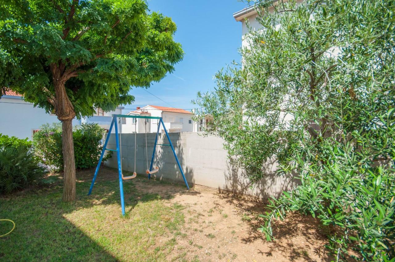 Apartmán Modern Duće Exteriér fotografie